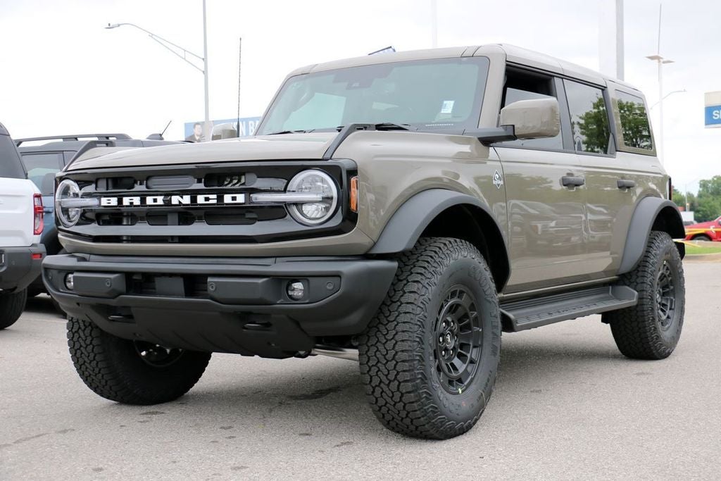 2026 Ford Bronco Outer Banks®