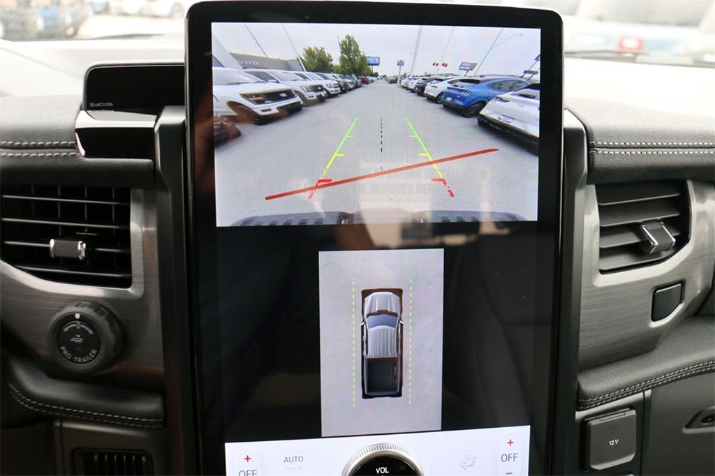 2025 Ford F-150 Lightning Flash™