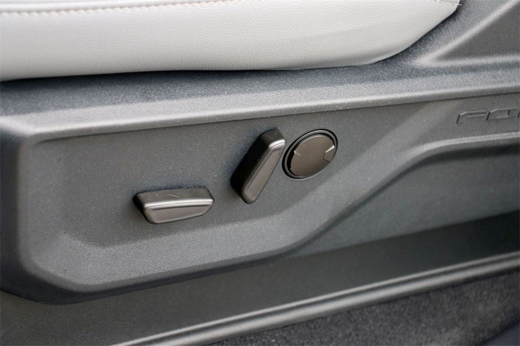 2025 Ford F-150 Lightning Flash™