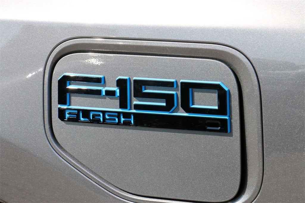 2025 Ford F-150 Lightning Flash™