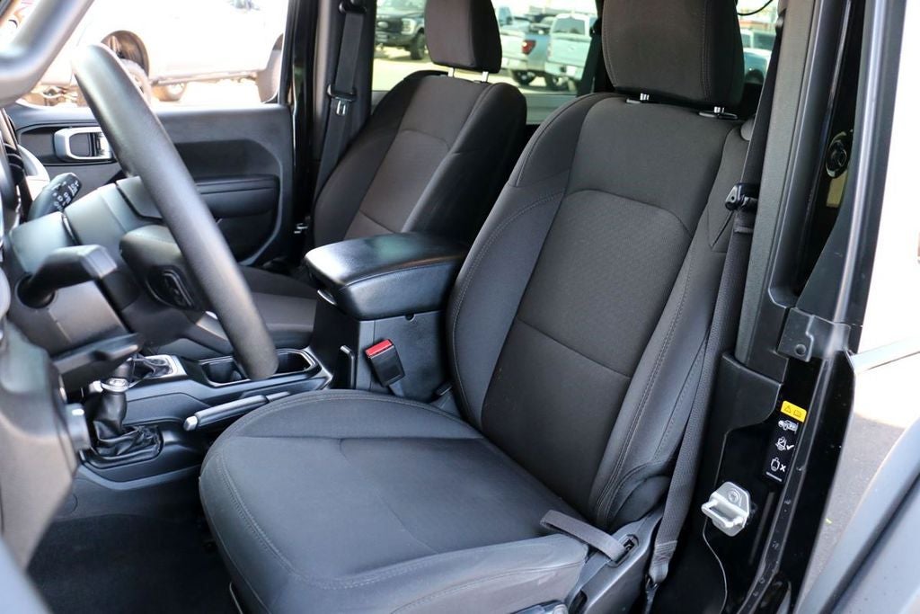 2022 Jeep Wrangler Sport