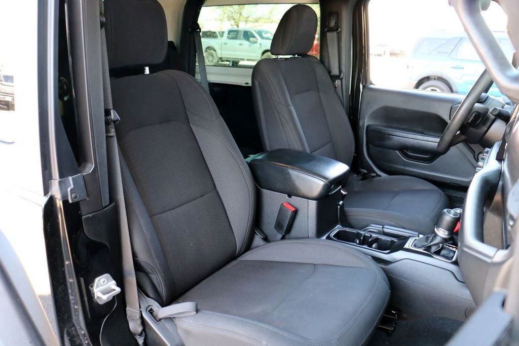 2022 Jeep Wrangler Sport