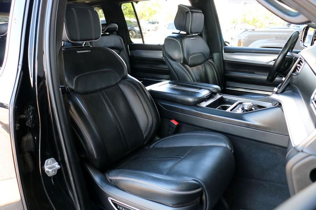 2022 Jeep Grand Wagoneer Series II