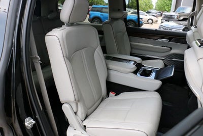 2023 Jeep Grand Wagoneer Series II