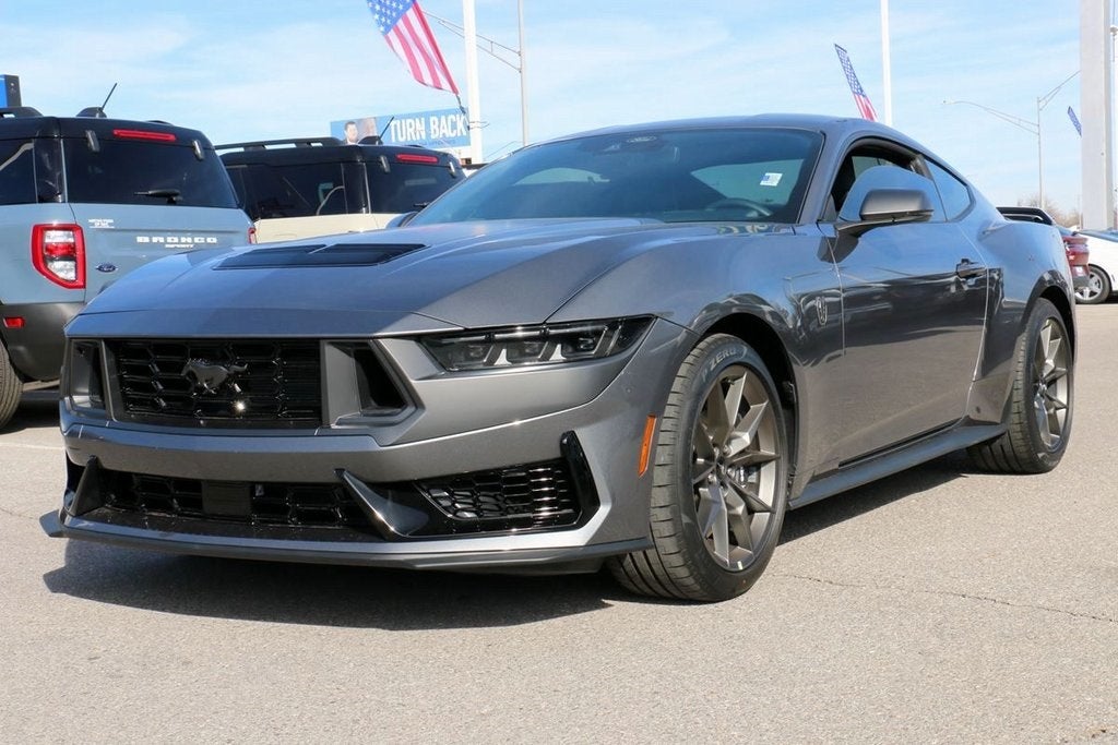 2026 Ford Mustang Dark Horse