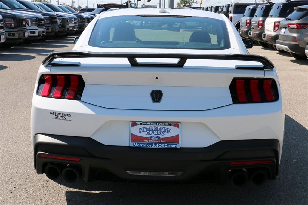 2025 Ford Mustang Dark Horse