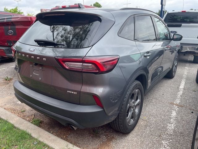 2025 Ford Escape ST-Line Select