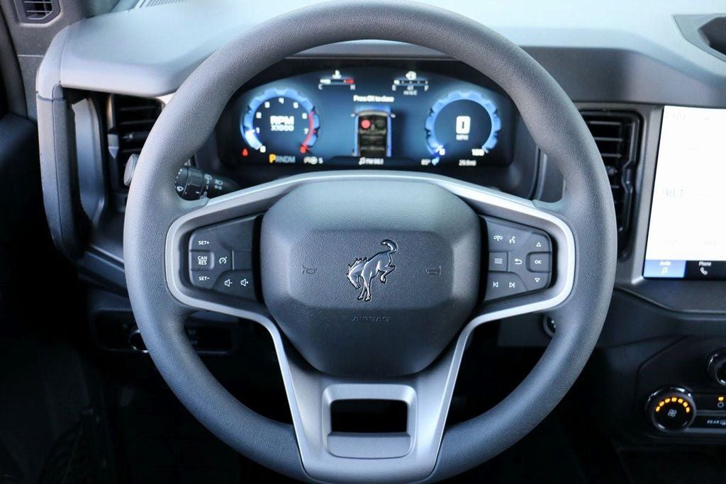 2026 Ford Bronco Base Custom