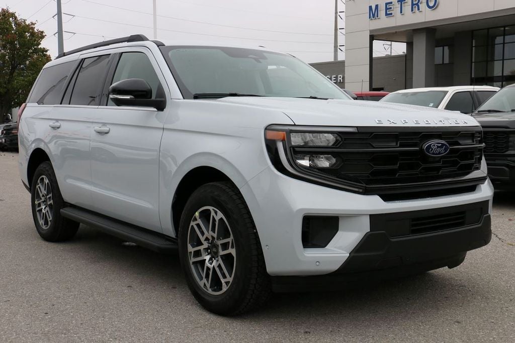 2026 Ford Expedition Active