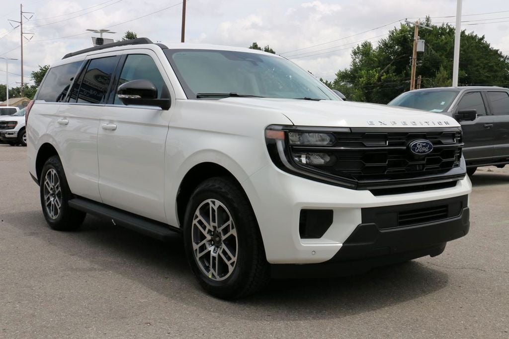 2026 Ford Expedition Active