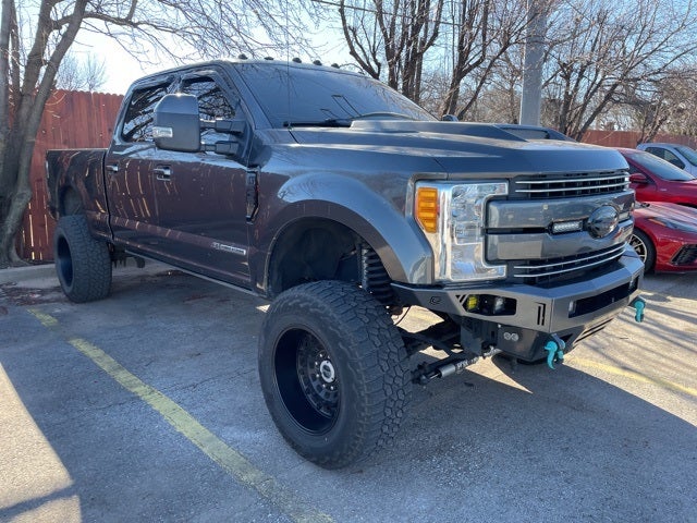 2017 Ford F-250SD Lariat