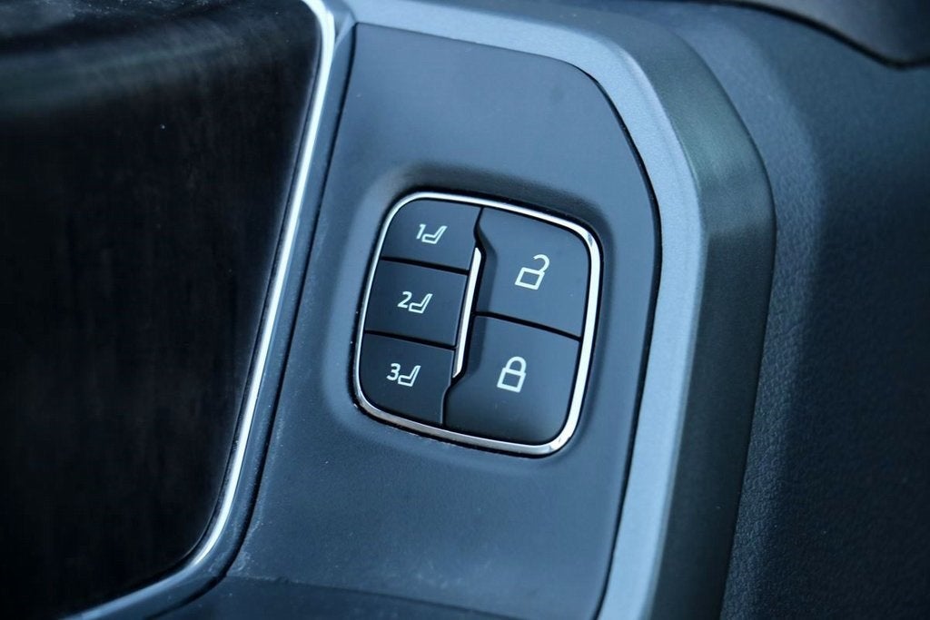 2026 Ford F-250SD Lariat BLACK WIDOW