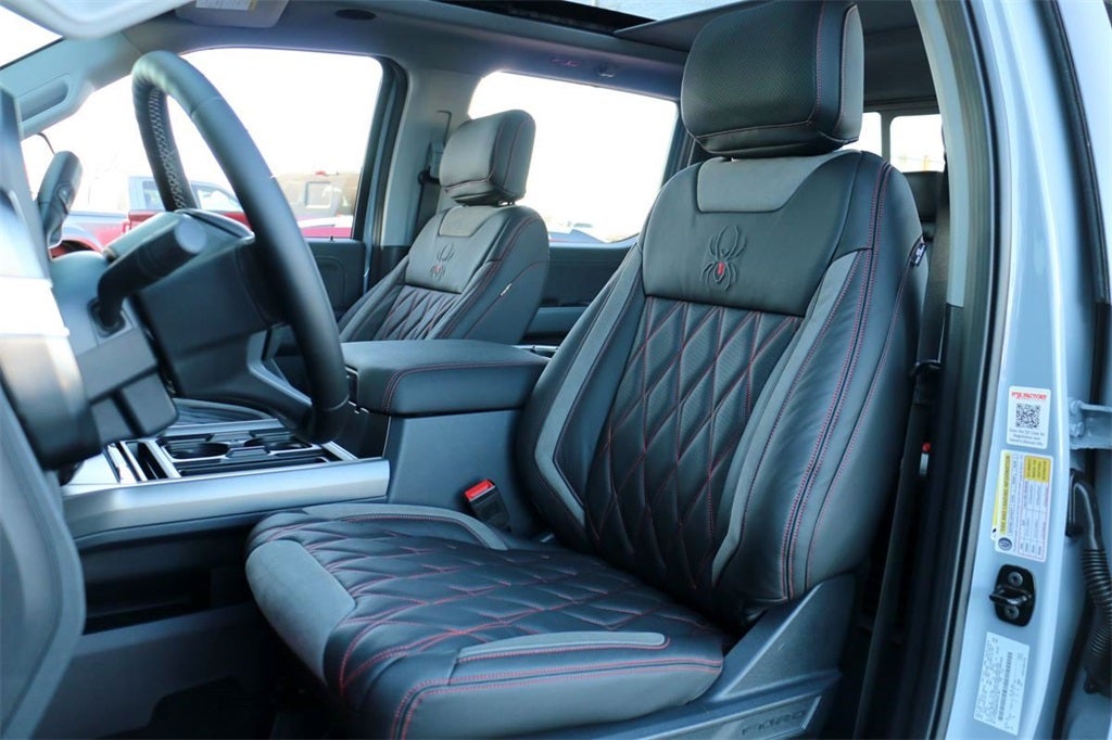 2026 Ford F-250SD Lariat BLACK WIDOW