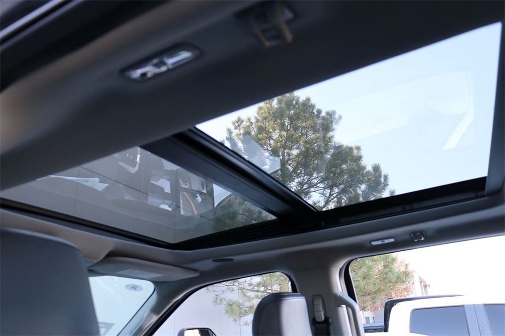 2026 Ford F-250SD Lariat ROUSH