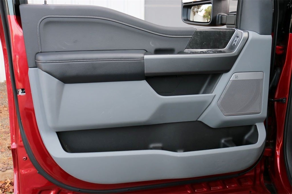 2026 Ford F-250SD XLT BLACK WIDOW