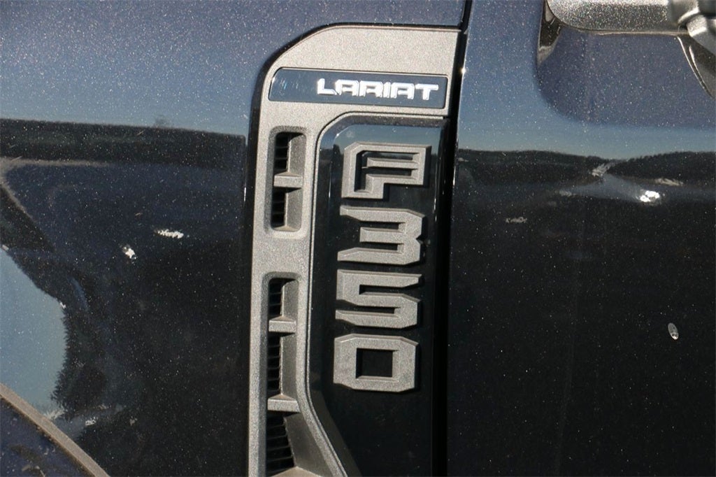2026 Ford F-350SD Lariat ROUSH