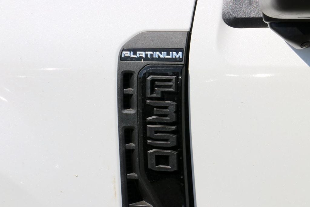 2026 Ford F-350SD Platinum Tremor