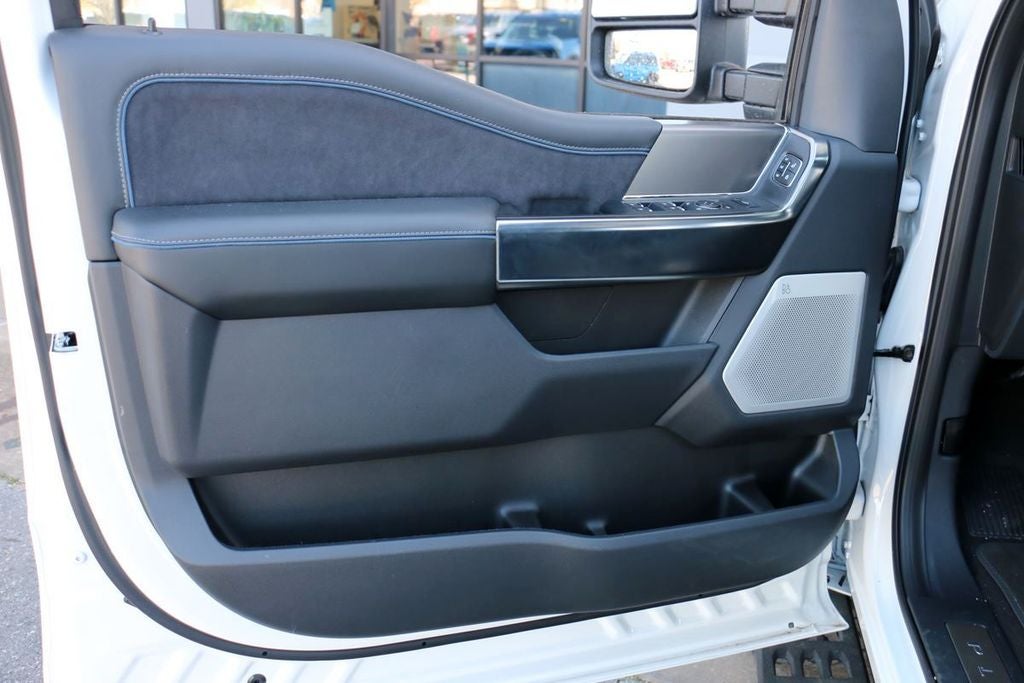 2026 Ford F-350SD Platinum Tremor