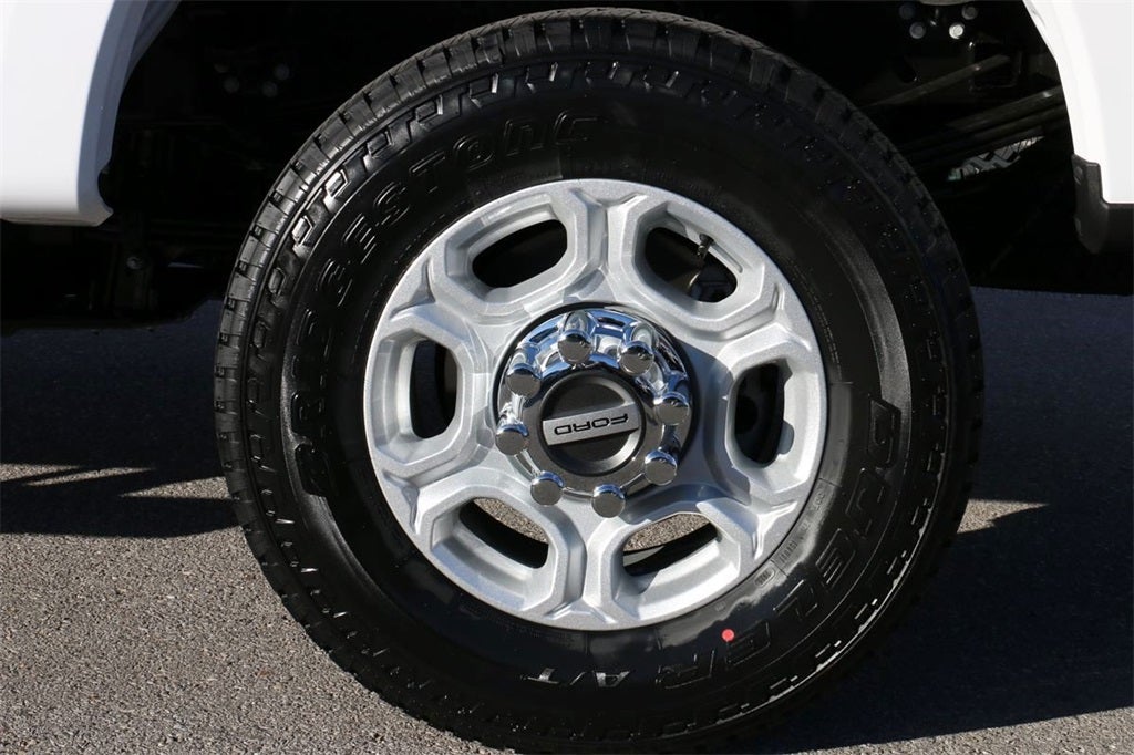 2026 Ford F-350SD XLT