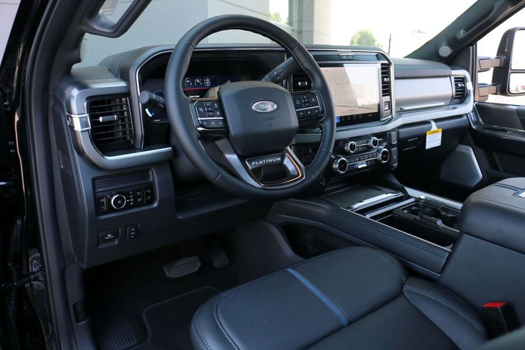 2026 Ford F-350SD Platinum DRW