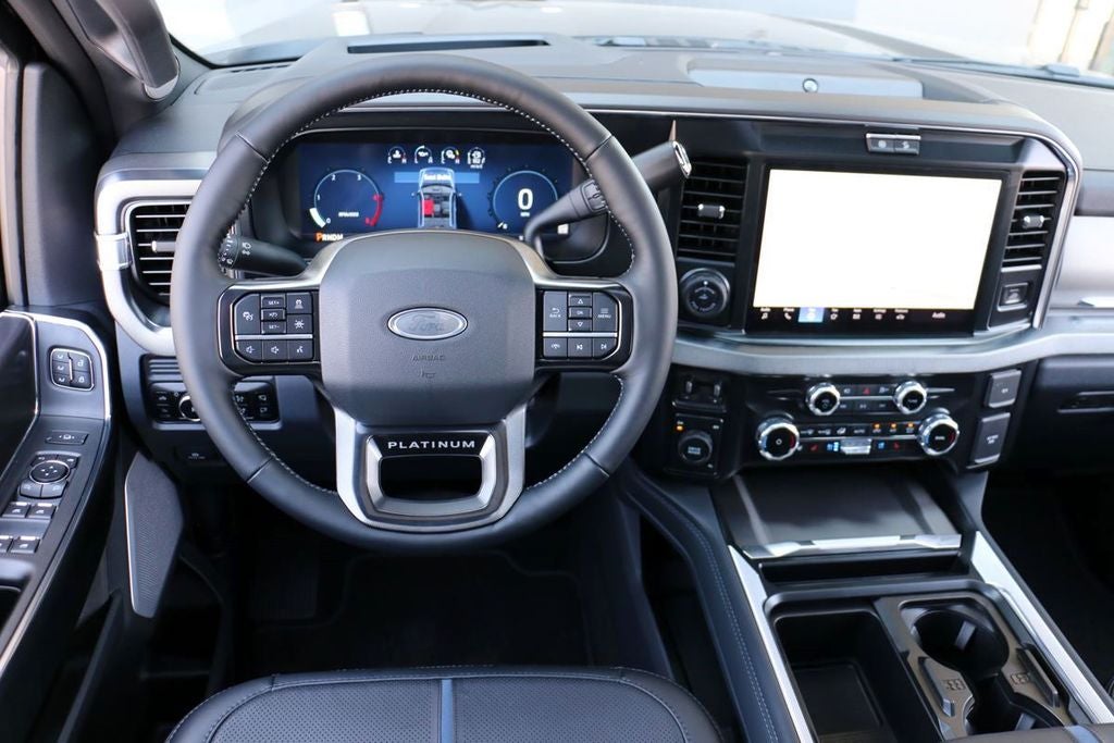 2026 Ford F-350SD Platinum DRW