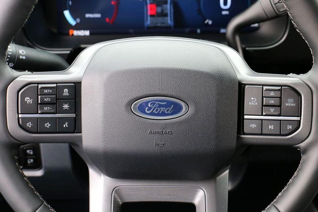 2026 Ford F-350SD Lariat DRW