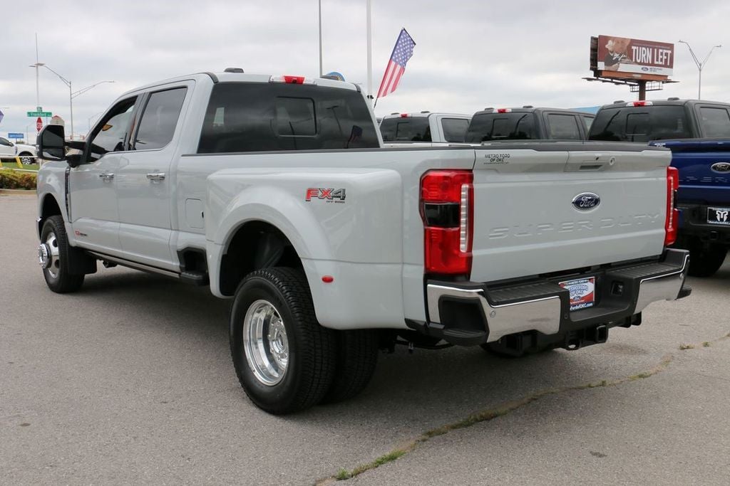 2026 Ford F-350SD Lariat DRW