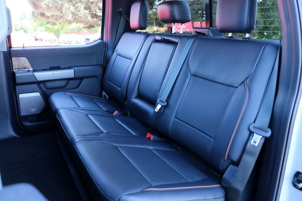 2026 Ford F-350SD Lariat DRW