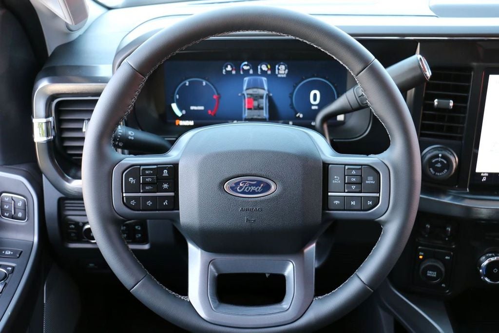 2026 Ford F-350SD Lariat DRW