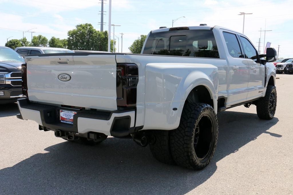 2026 Ford F-350SD Lariat DRW NITE EDITION