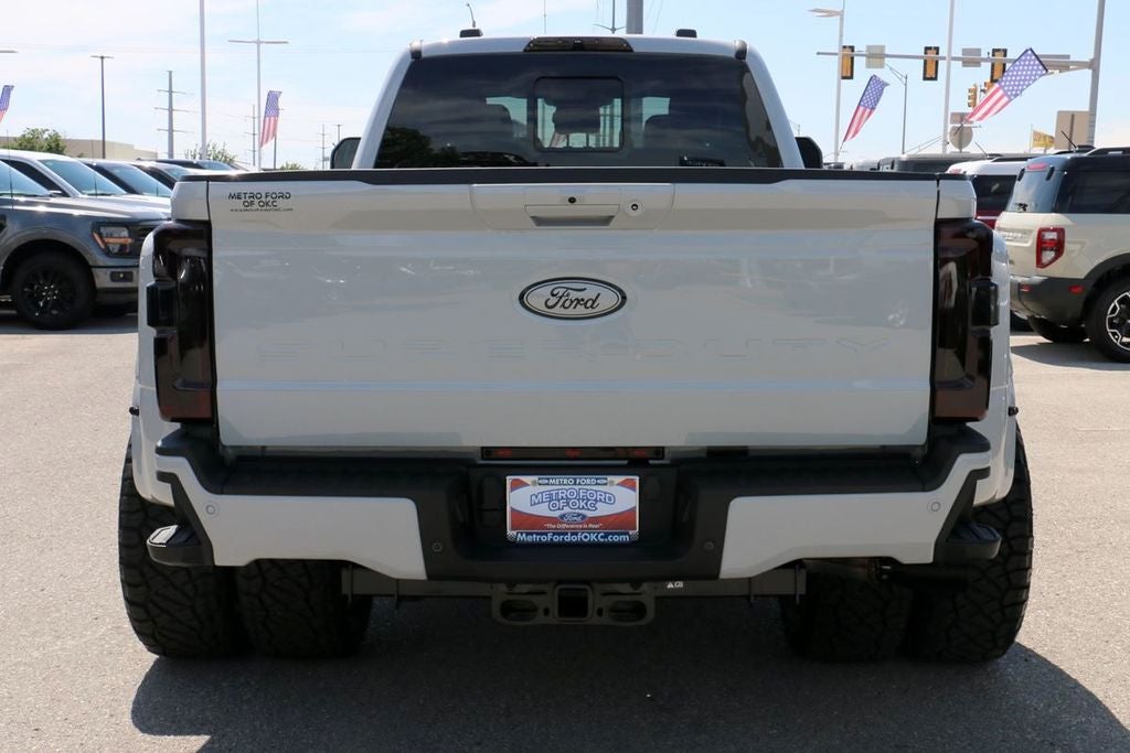 2026 Ford F-350SD Lariat DRW NITE EDITION