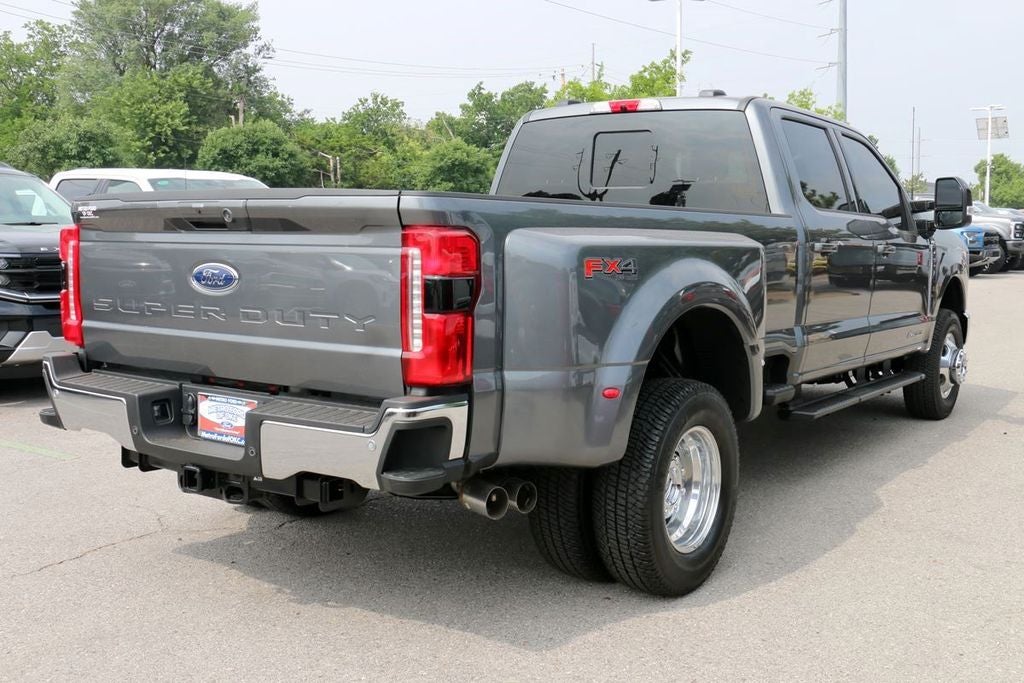 2026 Ford F-350SD Lariat DRW