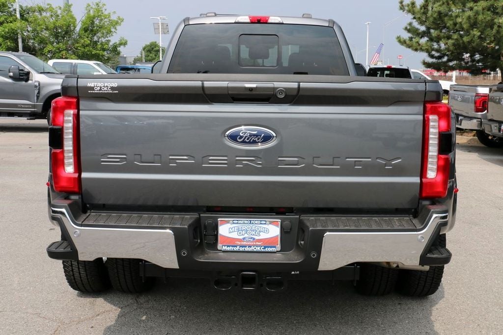 2026 Ford F-350SD Lariat DRW