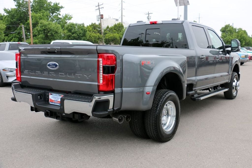 2026 Ford F-350SD Lariat DRW