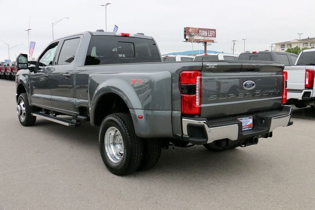 2026 Ford F-350SD Lariat DRW
