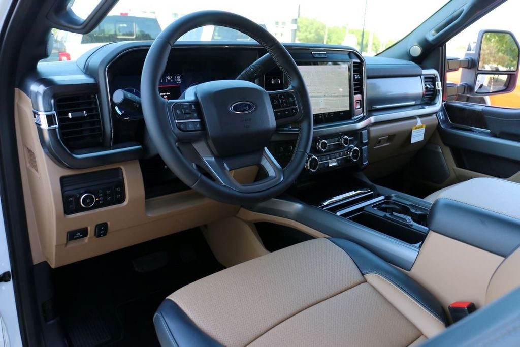 2026 Ford F-350SD Lariat DRW