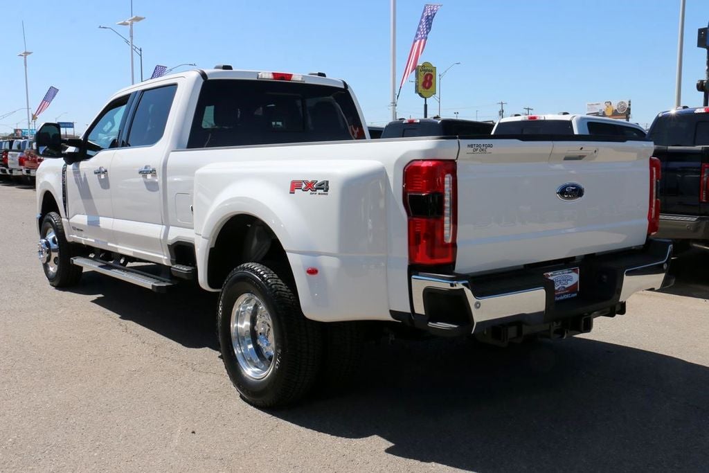 2026 Ford F-350SD Lariat DRW
