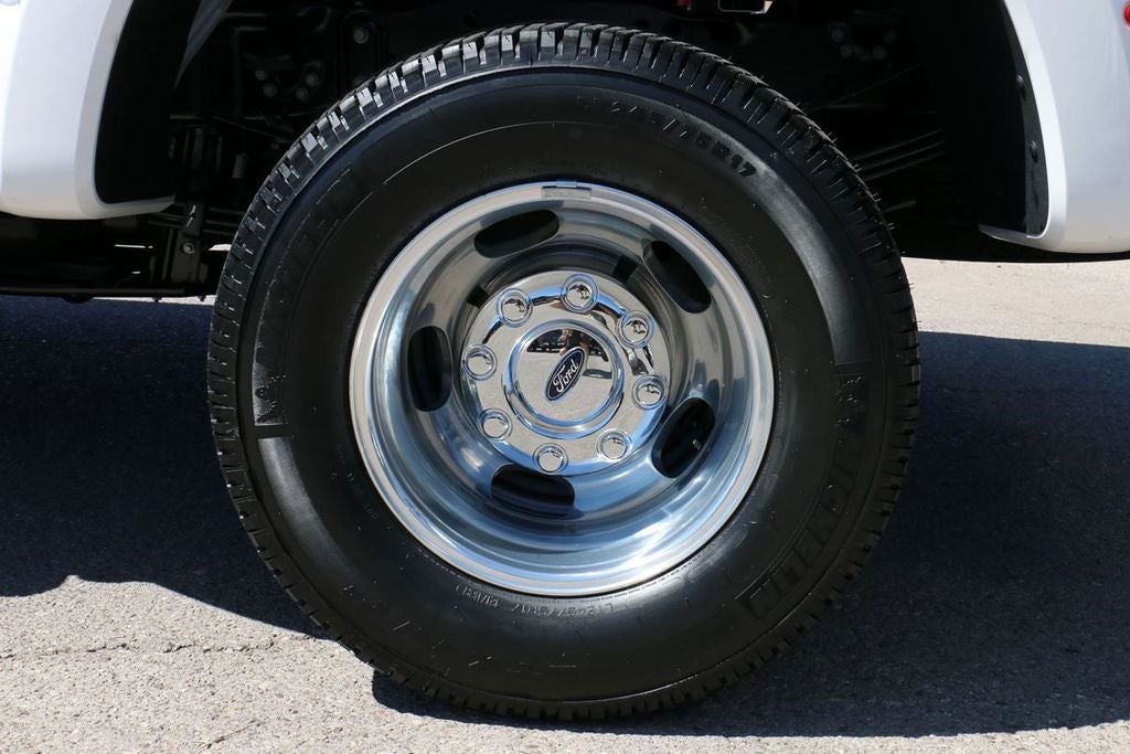2026 Ford F-350SD Lariat DRW