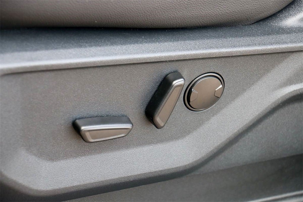 2025 Ford F-150 XLT BLACK WIDOW