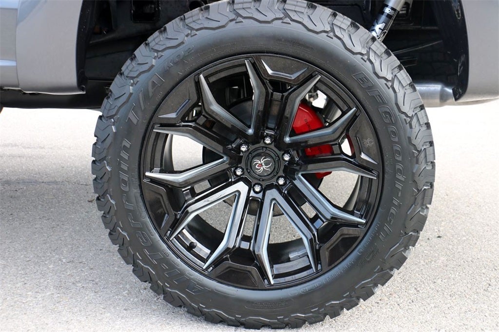 2025 Ford F-150 XLT BLACK WIDOW