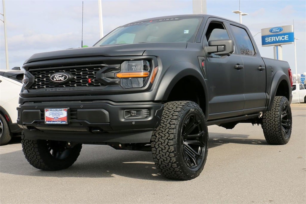 2025 Ford F-150 XLT BLACK WIDOW