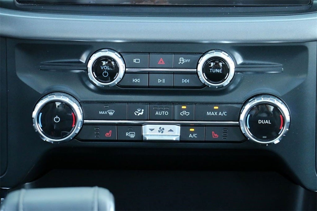 2025 Ford F-150 XLT BLACK WIDOW