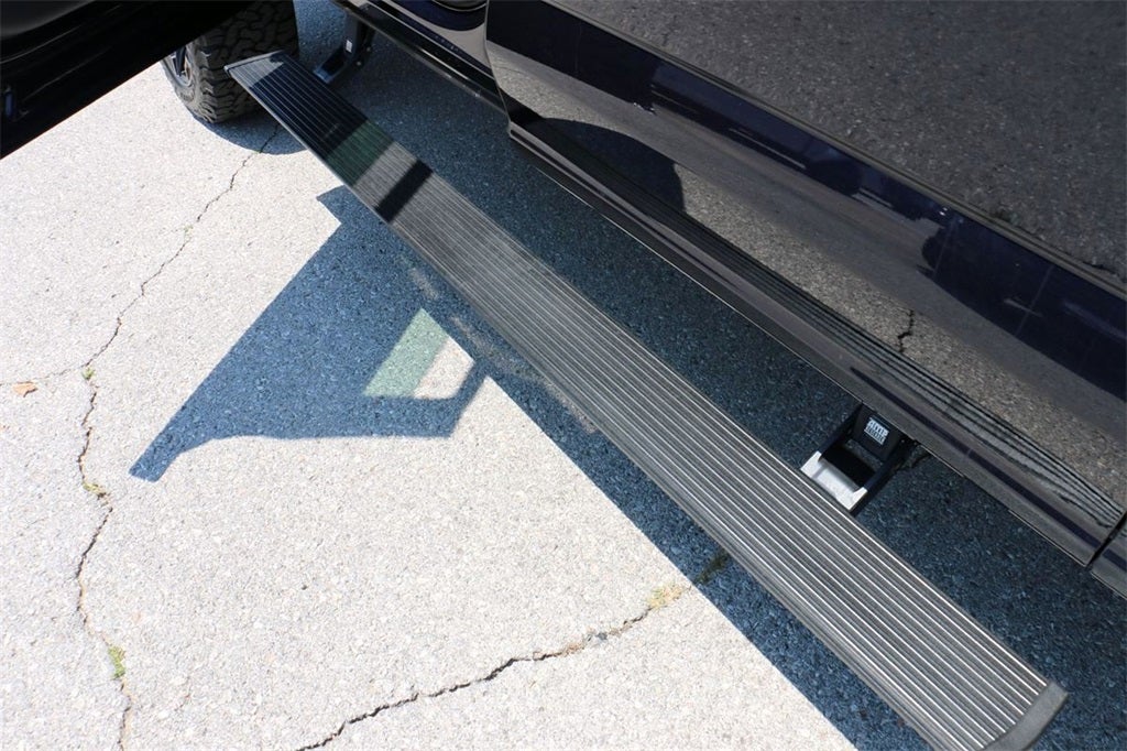 2025 Ford F-150 XLT BLACK WIDOW