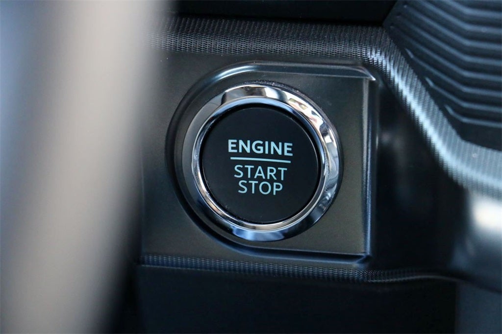 2025 Ford F-150 Lariat Black Widow