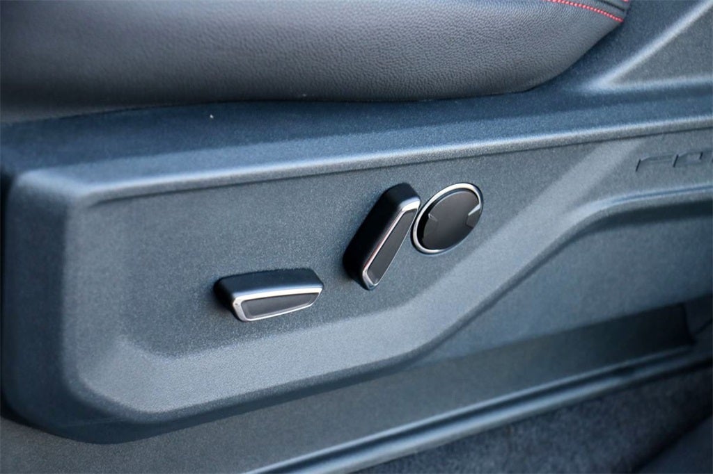 2025 Ford F-150 Lariat Black Widow