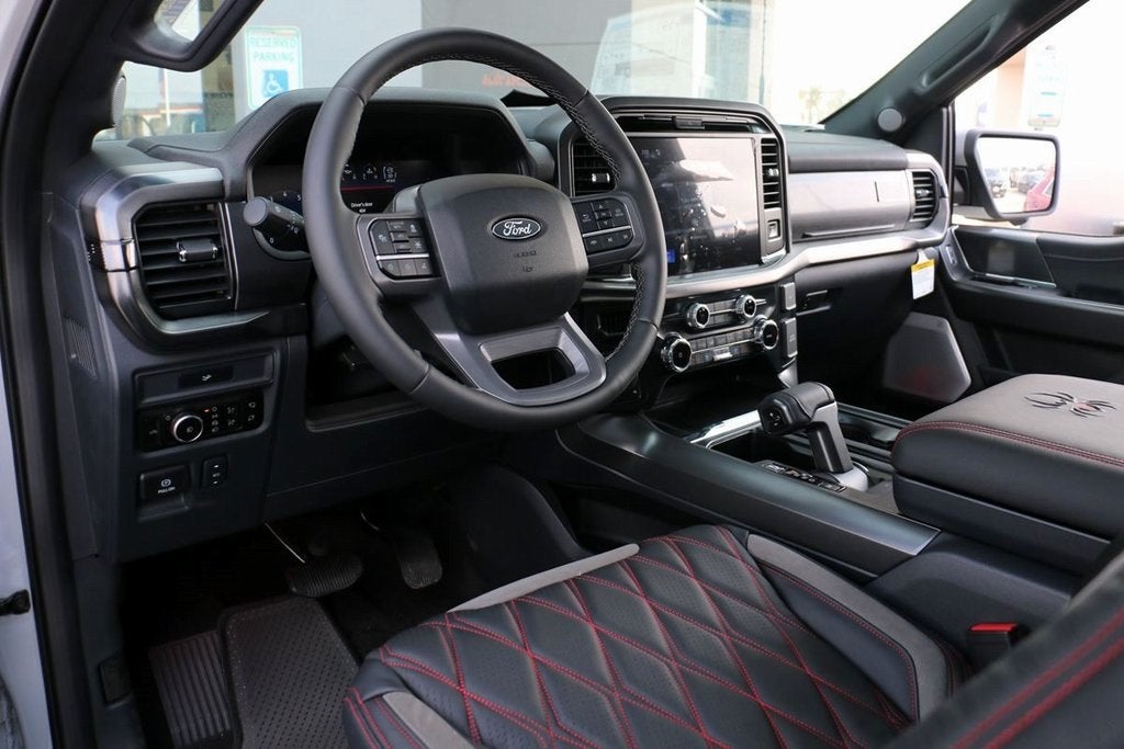 2026 Ford F-150 Lariat BLACK WIDOW