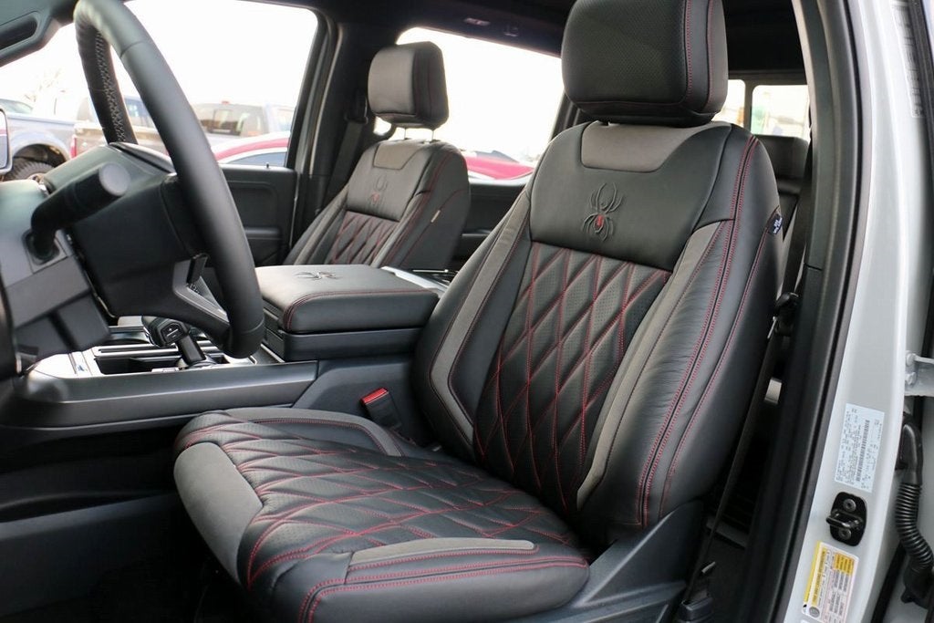 2026 Ford F-150 Lariat BLACK WIDOW