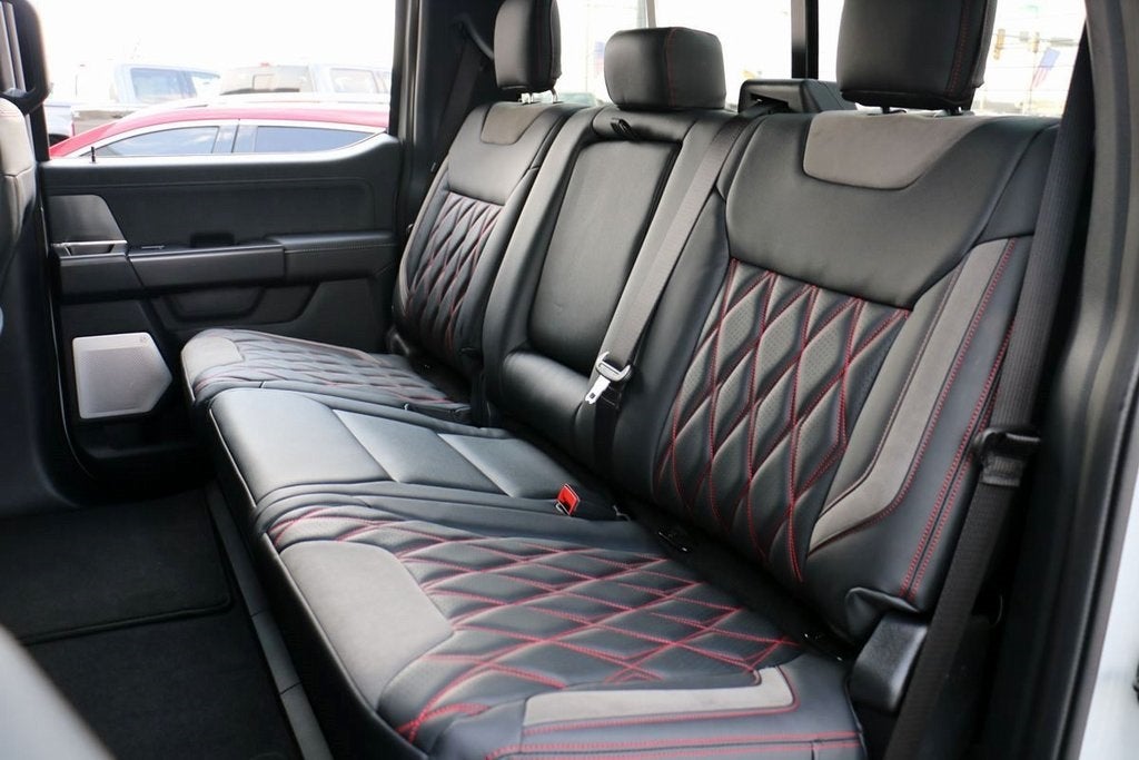 2026 Ford F-150 Lariat BLACK WIDOW