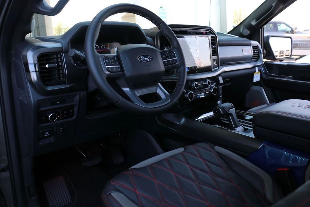 2026 Ford F-150 Lariat BLACK WIDOW