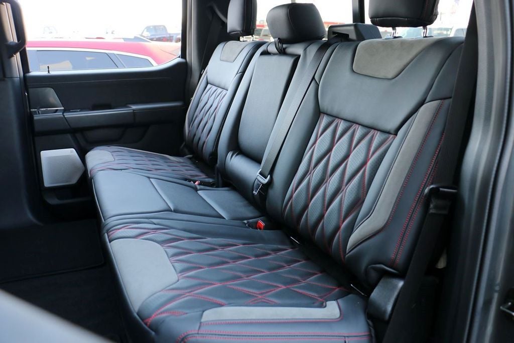 2026 Ford F-150 Lariat BLACK WIDOW